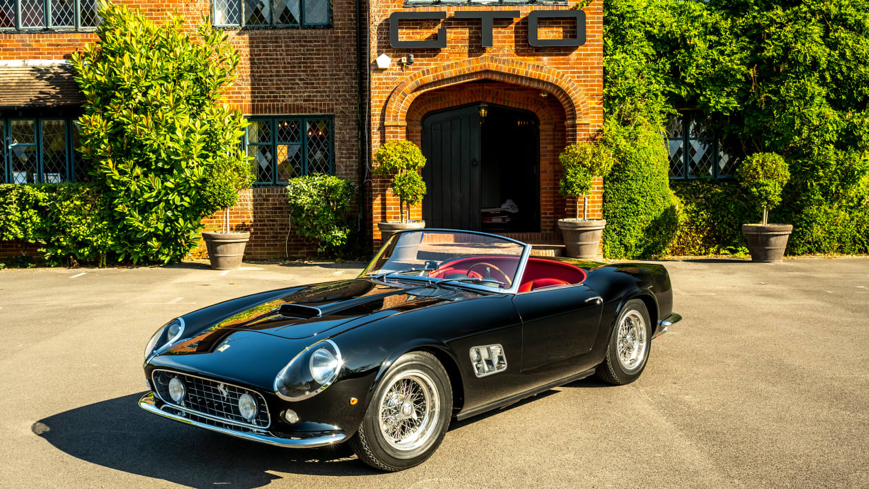 GTO Engineering presenta el remake del Ferrari 250 GT California Spyder en Goodwood Revival