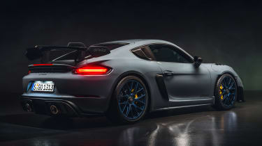 Porsche 718 Cayman GT4 - trasero