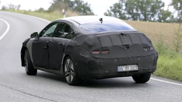 Hyundai Ioniq 6 - trasero