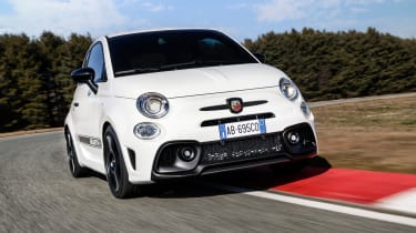 2022 Abarth 595 - macho