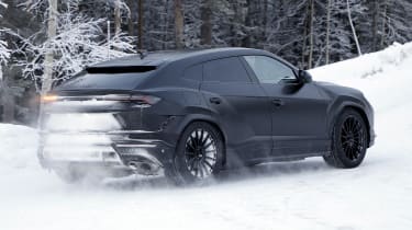 Lavado de cara Lamborghini Urus - foto espía 6