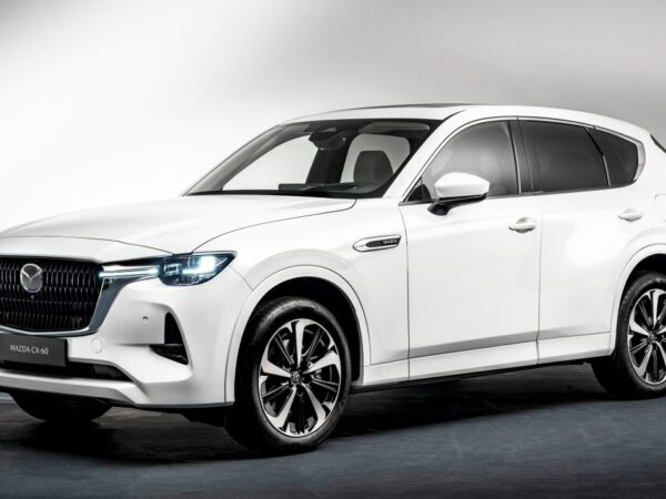 SUV enchufable Mazda CX-60 2022 es el coche más potente de la compañía hasta la fecha