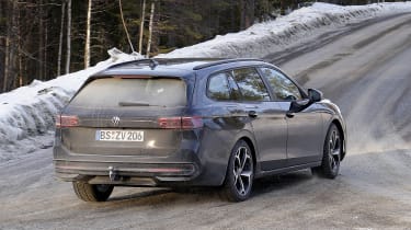 Volkswagen Passat ruptura - avalancha
