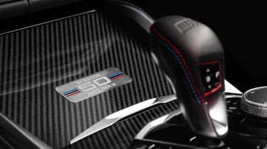 BMW M4 edición 50 años - placa interior