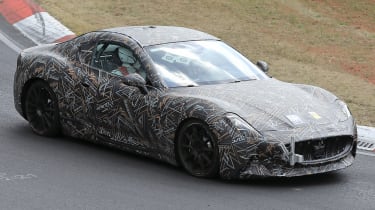 Maserati GranTurismo Folgore spyshot - giro delantero