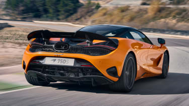 McLaren 750S - trasero