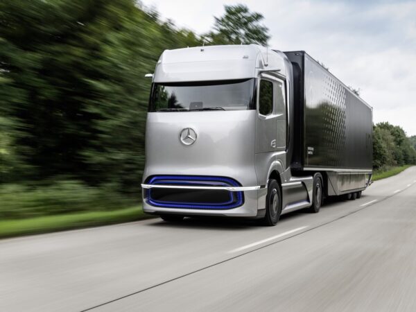 Desastre total de los camiones eléctricos alimentados por catenaria