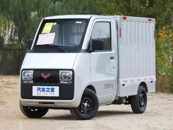 Innovación en Movilidad Urbana: La Micro Furgoneta de 1 Metro de Ancho que Está Revolucionando el Espacio Urbano