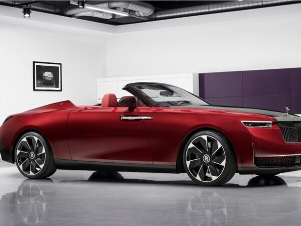 Rolls-Royce La Rose Noire Droptail: elegancia y lujo