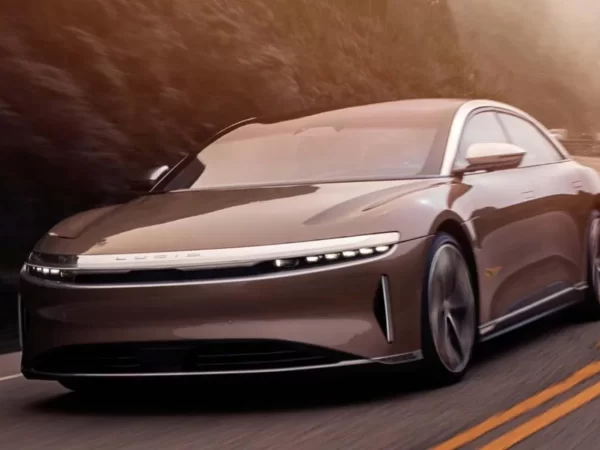 Lucid comenzará a fabricar coches eléctricos en Arabia Saudí en septiembre