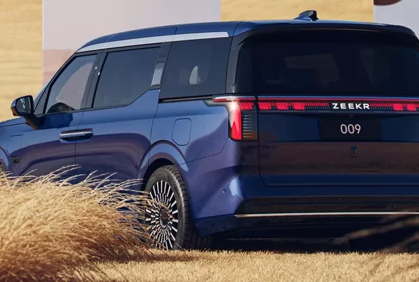 Volvo EM90: La Minivan de Lujo con Propulsión Eléctrica que Transforma el Mercado Chino