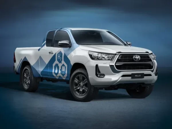Toyota presenta la Hilux de Hidrógeno con 600 km de Autonomía