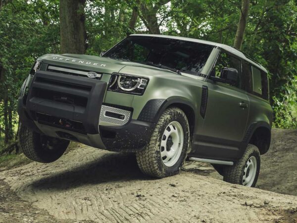 Ineos Automotive apuesta por el coche eléctrico: Un vistazo al futuro de la marca