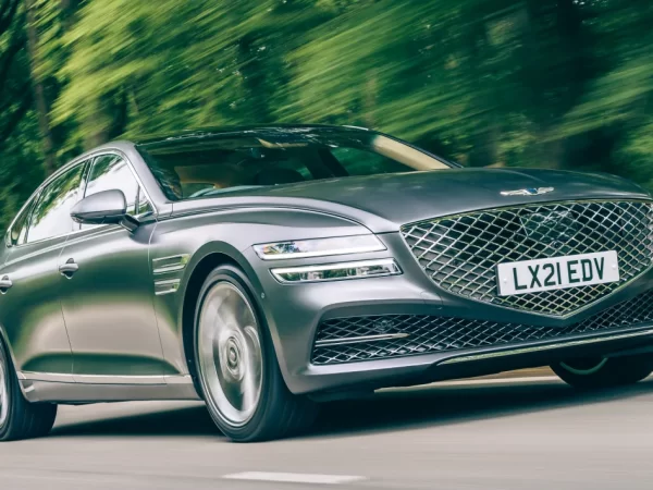 El Genesis G80 Sedan Alcanza Nuevas Cimas de Lujo con su Rediseño 2024