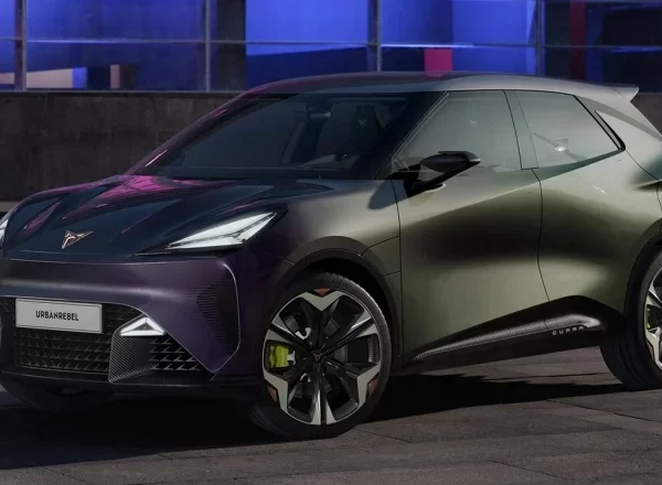 Seat Enfoca su Estrategia hacia el Cupra Raval: Electrificación en Pausa Hasta el Lanzamiento