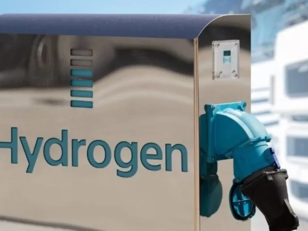 Alemania Enfrenta Desafíos con los Depósitos Vacíos de Hidrógeno: Una Realidad Fría para la Energía Verde